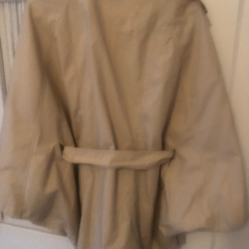 Poncho jacket - Picture 6 of 7